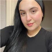 Diplomata in inglese, francese e tedesco e laureata in arabo ed ebraico offre lezioni private di inglese